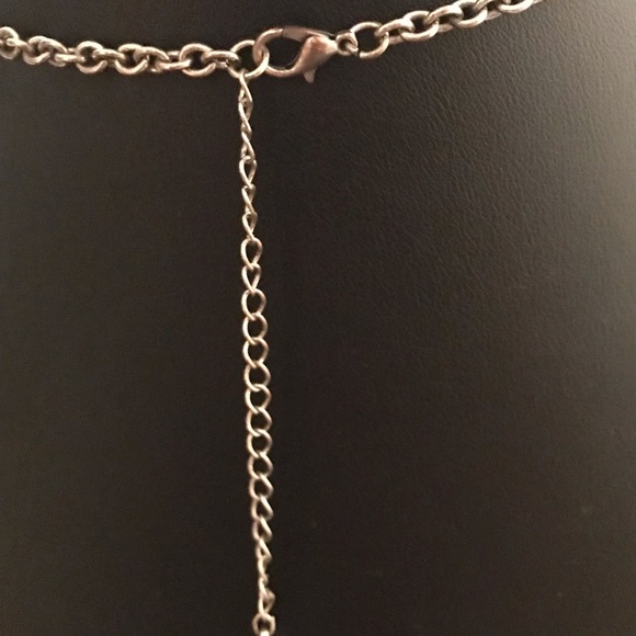 Brass tone bohemian style statement necklace Previously owned in good condition - Picture 6 of 6